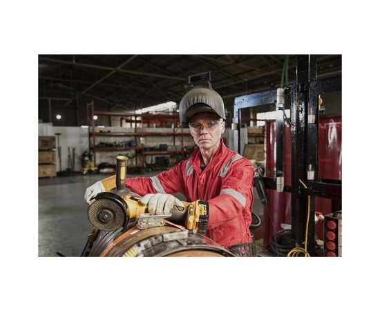 Шлифовальная машина DeWALT DCG405 18В XR Li-lon, 125 мм, 3x5Ah, кейс TSTAK (DCG405P3), изображение 7 Шлифовальная машина DeWALT DCG405 18В XR Li-lon, 125 мм, 3x5Ah, кейс TSTAK (DCG405P3), изображение 7