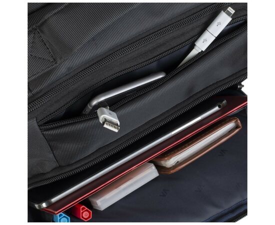 Рюкзак для ноутбука RivaCase 15.6" 8262 Black (8262Black), изображение 5 Рюкзак для ноутбука RivaCase 15.6" 8262 Black (8262Black), изображение 5