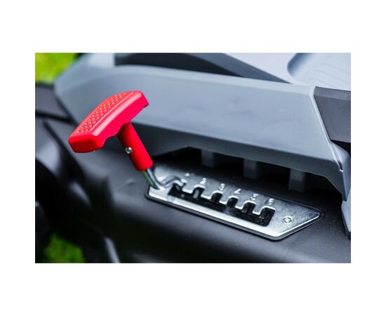 Газонокосилка Graphite 2000Вт, 43см, 45л, 20-70мм, 14кг (59G475), изображение 11 Газонокосилка Graphite 2000Вт, 43см, 45л, 20-70мм, 14кг (59G475), изображение 11