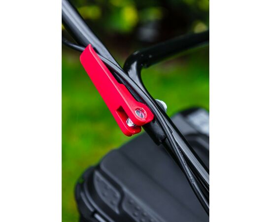 Газонокосилка Graphite 2000Вт, 43см, 45л, 20-70мм, 14кг (59G475), изображение 8 Газонокосилка Graphite 2000Вт, 43см, 45л, 20-70мм, 14кг (59G475), изображение 8