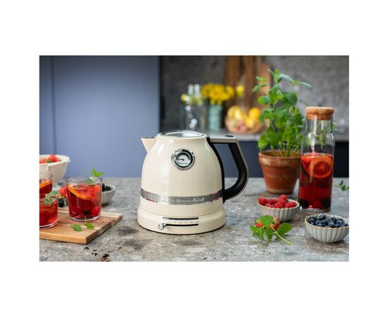 Электрочайник KitchenAid 5KEK1522EAC, изображение 8 Электрочайник KitchenAid 5KEK1522EAC, изображение 8