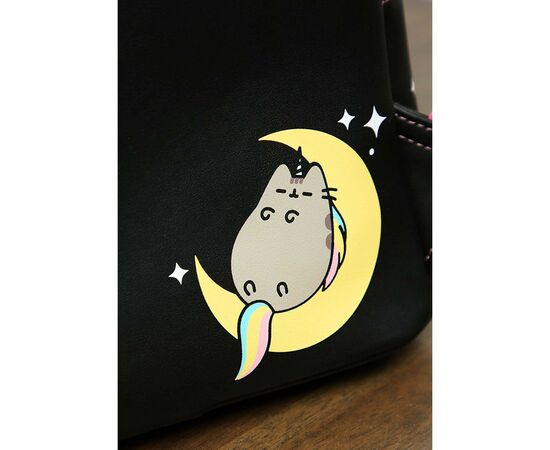 Рюкзак школьный Loungefly Pusheen - Rainbow Unicorn Mini Backpack (PUBK0005), изображение 4 Рюкзак школьный Loungefly Pusheen - Rainbow Unicorn Mini Backpack (PUBK0005), изображение 4