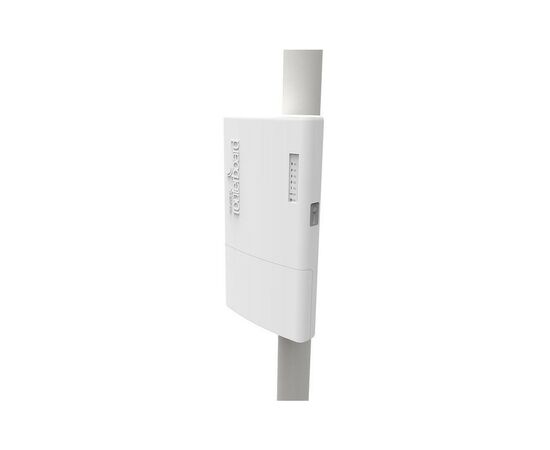 Коммутатор сетевой Mikrotik CRS105-5S-FB, изображение 4 Коммутатор сетевой Mikrotik CRS105-5S-FB, изображение 4