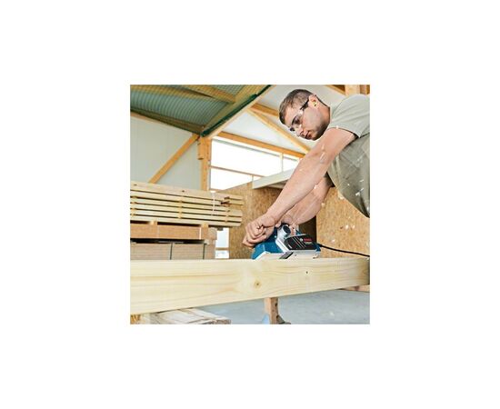 Электрорубанок Bosch GHO 26-82 D, 710Вт (0.601.5A4.301), изображение 2 Электрорубанок Bosch GHO 26-82 D, 710Вт (0.601.5A4.301), изображение 2