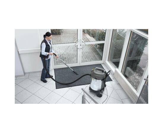 Пылесос строительный Karcher NT 70/2 Me Classic для сухой и влажной уборки (1.667-306.0), изображение 2 Пылесос строительный Karcher NT 70/2 Me Classic для сухой и влажной уборки (1.667-306.0), изображение 2