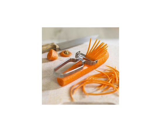 Овощечистка Victorinox J-Star 105 мм, для нарезки соломкой, металлическая (7.6072), изображение 2 Овощечистка Victorinox J-Star 105 мм, для нарезки соломкой, металлическая (7.6072), изображение 2