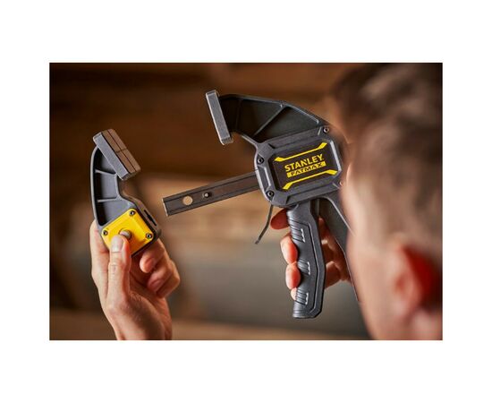 Струбцина Stanley FatMax L тригерная 150 мм (FMHT0-83234), изображение 3 Струбцина Stanley FatMax L тригерная 150 мм (FMHT0-83234), изображение 3