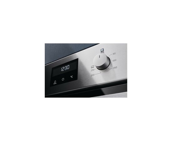 Духовой шкаф Electrolux OEF3H70TX, изображение 3 Духовой шкаф Electrolux OEF3H70TX, изображение 3