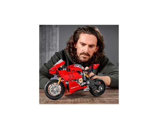 Конструктор LEGO Technic Ducati Panigale V4 R 0 646 детал (42107), зображення 6 Конструктор LEGO Technic Ducati Panigale V4 R 0 646 детал (42107), зображення 6