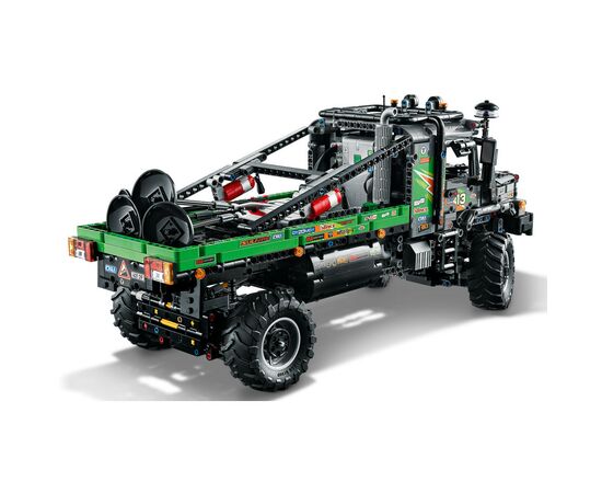 Конструктор LEGO Technic Полноприводный грузовик-внедорожник Mercedes-Benz Ze (42129), изображение 8 Конструктор LEGO Technic Полноприводный грузовик-внедорожник Mercedes-Benz Ze (42129), изображение 8