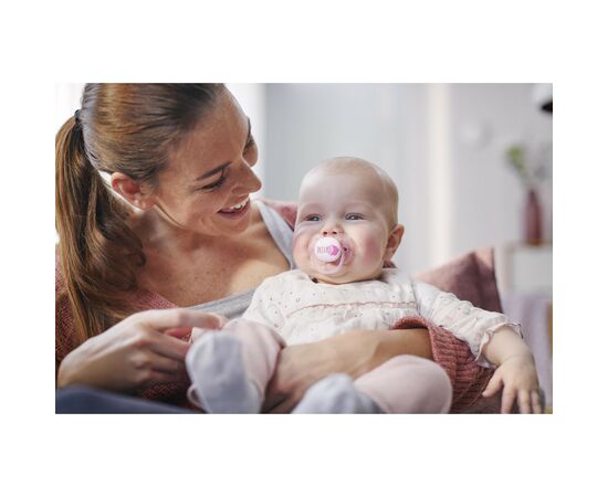 Пустышка Philips AVENT Ultra Soft для девочек 0-6 мес. 2 шт. (SCF222/02), изображение 6 Пустышка Philips AVENT Ultra Soft для девочек 0-6 мес. 2 шт. (SCF222/02), изображение 6
