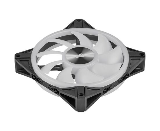 Кулер для корпуса Corsair QL Series, QL140 RGB, 140mm RGB LED Fan (CO-9050100-WW), изображение 5 Кулер для корпуса Corsair QL Series, QL140 RGB, 140mm RGB LED Fan (CO-9050100-WW), изображение 5