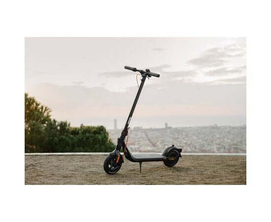 Электросамокат Segway Ninebot F2 PRO E, чорний (AA.05.12.03.0001), изображение 8 Электросамокат Segway Ninebot F2 PRO E, чорний (AA.05.12.03.0001), изображение 8
