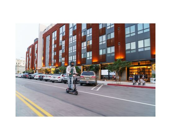 Электросамокат Ninebot Segway P100SE Black (AA.00.0012.49), изображение 4 Электросамокат Ninebot Segway P100SE Black (AA.00.0012.49), изображение 4