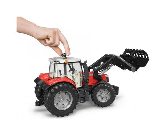 Спецтехника Bruder Massey Ferguson 7624 с передним погрузчиком 1:16 (03047), изображение 2 Спецтехника Bruder Massey Ferguson 7624 с передним погрузчиком 1:16 (03047), изображение 2