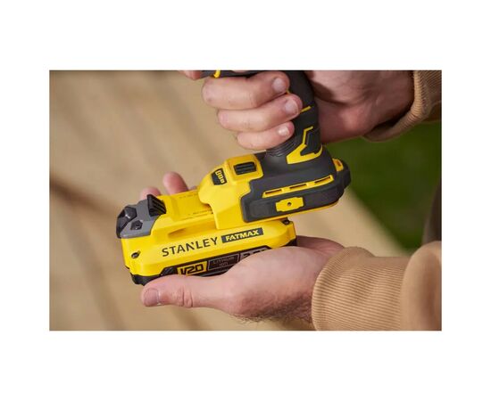 Гайковерт Stanley FatMax, 18V, 2x2Ah, 190Нм, 2900об/мин, 3800уд/мин (SFMCF820D2K), изображение 6 Гайковерт Stanley FatMax, 18V, 2x2Ah, 190Нм, 2900об/мин, 3800уд/мин (SFMCF820D2K), изображение 6