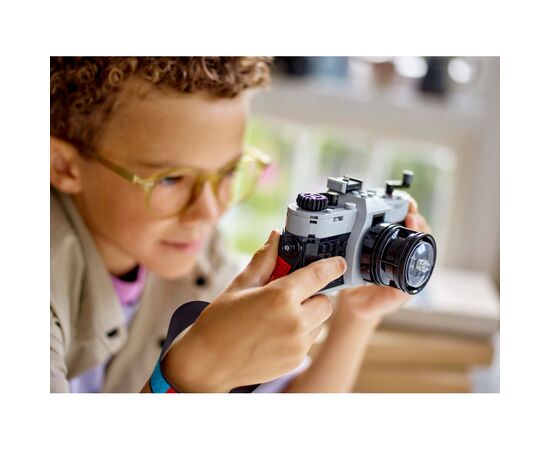 Конструктор LEGO Creator Ретро фотокамера 261 деталей (31147), изображение 11 Конструктор LEGO Creator Ретро фотокамера 261 деталей (31147), изображение 11