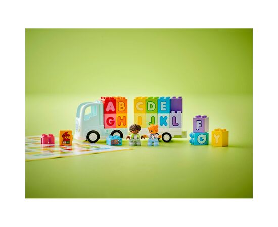 Конструктор LEGO DUPLO Town Грузовик с азбукой 36 деталей (10421), изображение 6 Конструктор LEGO DUPLO Town Грузовик с азбукой 36 деталей (10421), изображение 6