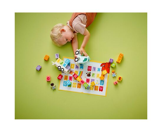 Конструктор LEGO DUPLO Town Грузовик с азбукой 36 деталей (10421), изображение 7 Конструктор LEGO DUPLO Town Грузовик с азбукой 36 деталей (10421), изображение 7