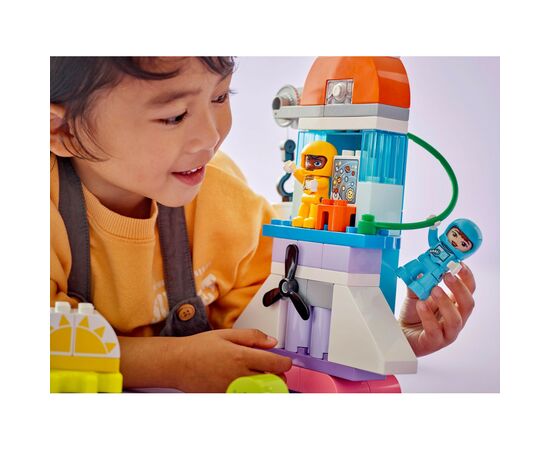 Конструктор LEGO DUPLO Town Пригоди на космічному шатлі 3-в-1 58 деталей (10422), зображення 8 Конструктор LEGO DUPLO Town Пригоди на космічному шатлі 3-в-1 58 деталей (10422), зображення 8