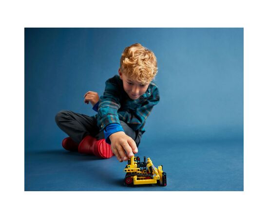 Конструктор LEGO Technic Сверхмощный бульдозер 195 деталей (42163), изображение 8 Конструктор LEGO Technic Сверхмощный бульдозер 195 деталей (42163), изображение 8