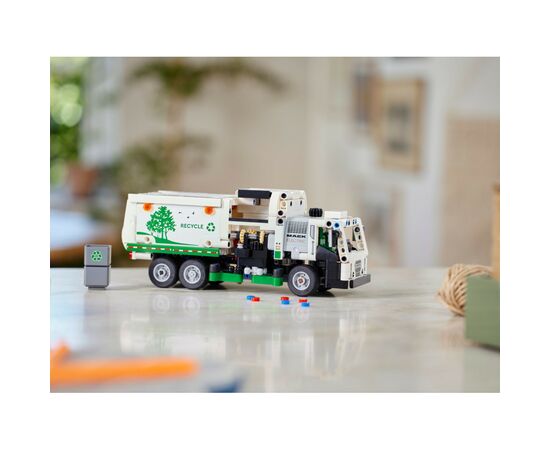 Конструктор LEGO Technic Мусоровоз Mack LR Electric 503 деталей (42167), изображение 10 Конструктор LEGO Technic Мусоровоз Mack LR Electric 503 деталей (42167), изображение 10