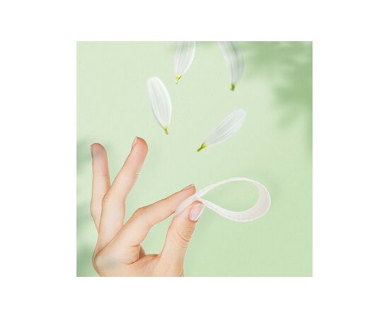 Ежедневные прокладки Naturella Green Tea Magic Normal 52 шт (8001090603883), изображение 6 Ежедневные прокладки Naturella Green Tea Magic Normal 52 шт (8001090603883), изображение 6