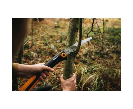 Ножовка Fiskars Xtract L SW75 (1000614), изображение 2 Ножовка Fiskars Xtract L SW75 (1000614), изображение 2