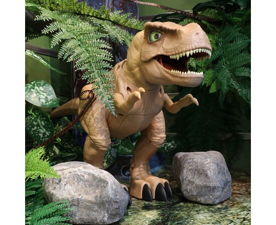 Интерактивная игрушка Dinos Unleashed серии Walking & Talking – Гигантский Тиранозавр (31121), изображение 3 Интерактивная игрушка Dinos Unleashed серии Walking & Talking – Гигантский Тиранозавр (31121), изображение 3