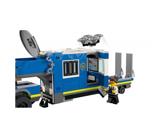 Конструктор LEGO City Полицейский грузовик с мобильным центром управления (60315), изображение 6 Конструктор LEGO City Полицейский грузовик с мобильным центром управления (60315), изображение 6