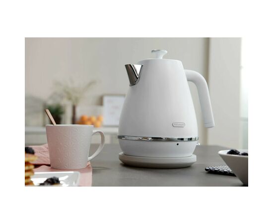 Электрочайник DeLonghi KBIN 2001 W (KBIN2001W), изображение 2 Электрочайник DeLonghi KBIN 2001 W (KBIN2001W), изображение 2
