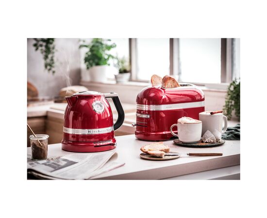 Электрочайник KitchenAid 5KEK1522ECA, изображение 2 Электрочайник KitchenAid 5KEK1522ECA, изображение 2
