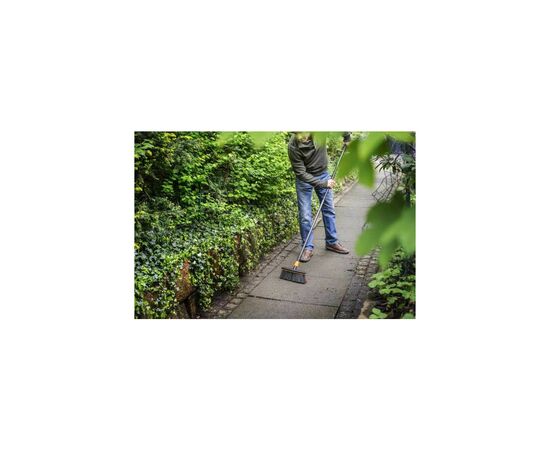 Щетка для уборки Fiskars садовая QuikFit (1001417), изображение 7 Щетка для уборки Fiskars садовая QuikFit (1001417), изображение 7