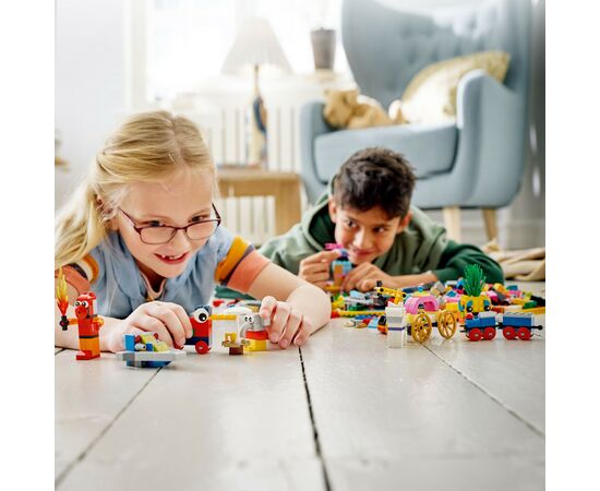 Конструктор LEGO Classic 90 лет игры (11021), изображение 3 Конструктор LEGO Classic 90 лет игры (11021), изображение 3