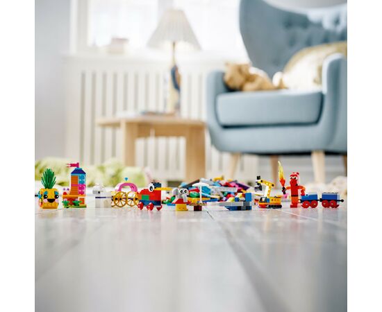 Конструктор LEGO Classic 90 лет игры (11021), изображение 4 Конструктор LEGO Classic 90 лет игры (11021), изображение 4