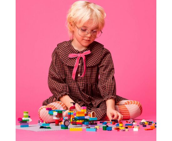 Конструктор LEGO Classic Базовая пластина серого цвета (11024), изображение 2 Конструктор LEGO Classic Базовая пластина серого цвета (11024), изображение 2