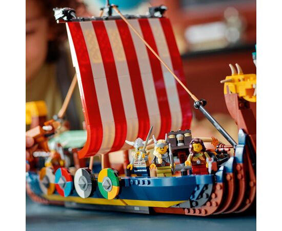Конструктор LEGO Creator Корабель вікінгів і Мідгардський змій (31132), зображення 5 Конструктор LEGO Creator Корабель вікінгів і Мідгардський змій (31132), зображення 5