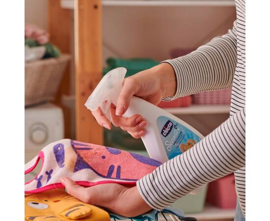 Средство для удаления пятен Chicco Sensitive 500 мл (8058664122240), изображение 2 Средство для удаления пятен Chicco Sensitive 500 мл (8058664122240), изображение 2