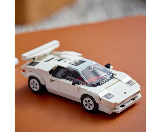 Конструктор LEGO Speed Champions Lamborghini Countach 262 деталі (76908), зображення 8 Конструктор LEGO Speed Champions Lamborghini Countach 262 деталі (76908), зображення 8
