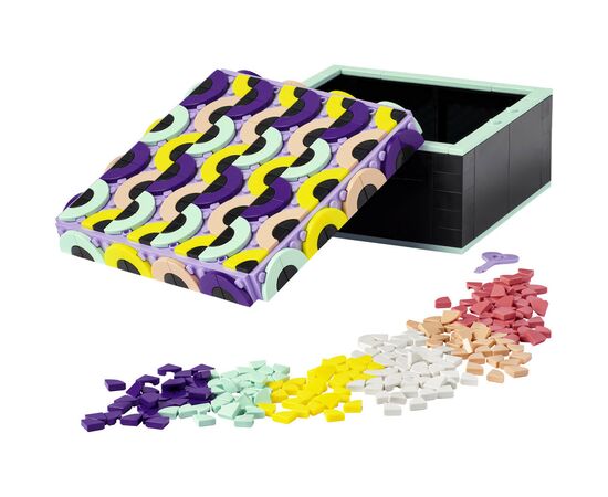 Конструктор LEGO DOTS Большая коробка 479 деталей (41960), изображение 3 Конструктор LEGO DOTS Большая коробка 479 деталей (41960), изображение 3