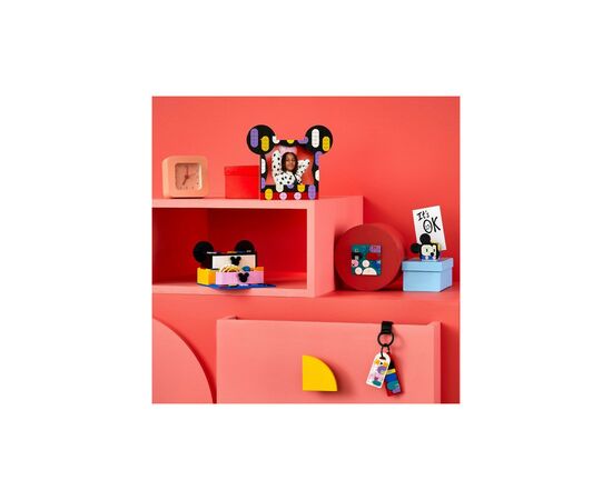 Конструктор LEGO DOTS Коробка «Снова в школу» из Микки и Минни Маусами 669 деталей (41964), изображение 6 Конструктор LEGO DOTS Коробка «Снова в школу» из Микки и Минни Маусами 669 деталей (41964), изображение 6