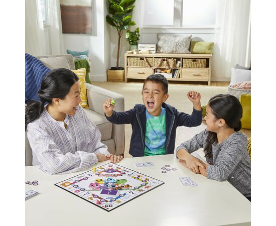 Настольная игра Hasbro Моя первая Монополия украинская версия (F4436), изображение 7 Настольная игра Hasbro Моя первая Монополия украинская версия (F4436), изображение 7