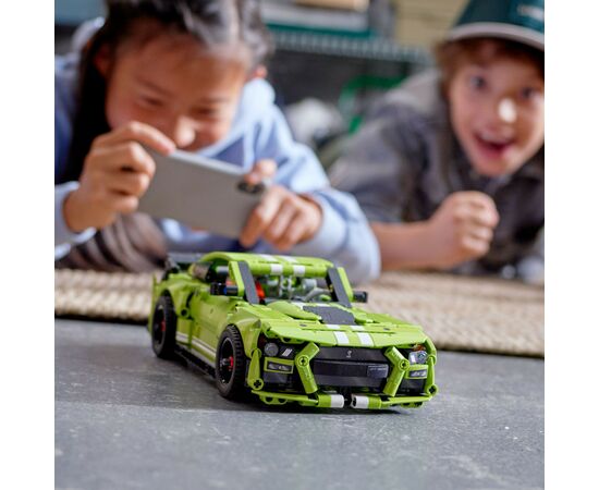 Конструктор LEGO Technic Ford Mustang Shelby GT500 544 деталі (42138), зображення 3 Конструктор LEGO Technic Ford Mustang Shelby GT500 544 деталі (42138), зображення 3