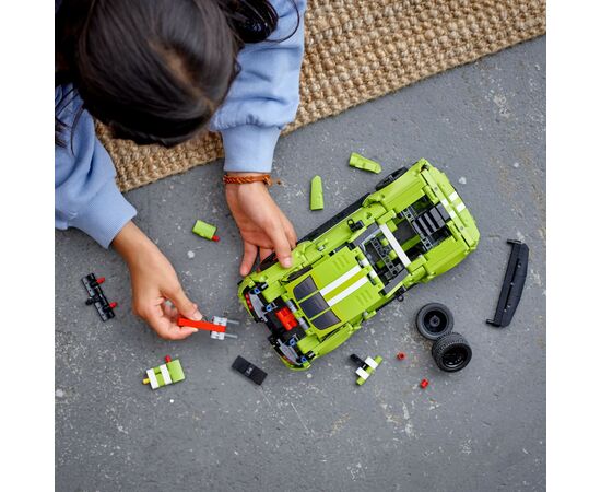 Конструктор LEGO Technic Ford Mustang Shelby GT500 544 деталі (42138), зображення 4 Конструктор LEGO Technic Ford Mustang Shelby GT500 544 деталі (42138), зображення 4