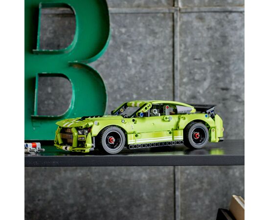 Конструктор LEGO Technic Ford Mustang Shelby GT500 544 деталі (42138), зображення 5 Конструктор LEGO Technic Ford Mustang Shelby GT500 544 деталі (42138), зображення 5