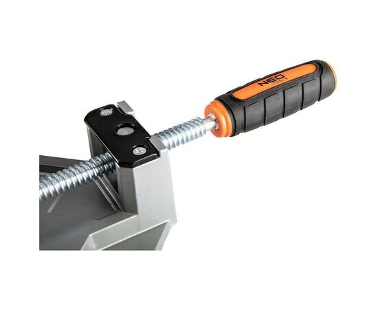 Струбцина Neo Tools угловая, алюминиевая, направляющая 95 мм, 70х70мм (45-490), изображение 3 Струбцина Neo Tools угловая, алюминиевая, направляющая 95 мм, 70х70мм (45-490), изображение 3
