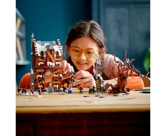Конструктор LEGO Harry Potter Виюча хатина та Войовнича верба (76407), зображення 4 Конструктор LEGO Harry Potter Виюча хатина та Войовнича верба (76407), зображення 4