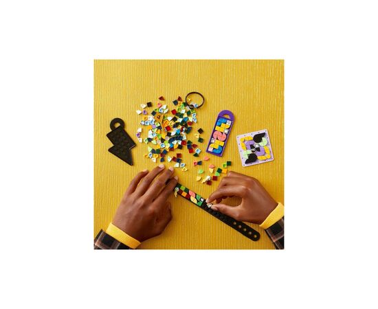 Конструктор LEGO DOTs Хогвартс. Комплект аксессуаров 234 детали (41808), изображение 3 Конструктор LEGO DOTs Хогвартс. Комплект аксессуаров 234 детали (41808), изображение 3