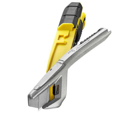 Нож монтажный Stanley FatMax Integrated Snap Knife, сегментное лезвие 18мм, L=165мм. (FMHT10594-0), изображение 4 Нож монтажный Stanley FatMax Integrated Snap Knife, сегментное лезвие 18мм, L=165мм. (FMHT10594-0), изображение 4
