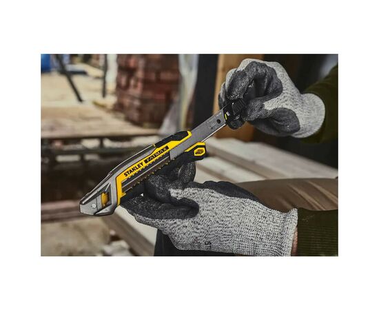 Нож монтажный Stanley FatMax Integrated Snap Knife, сегментное лезвие 18мм, L=165мм. (FMHT10594-0), изображение 6 Нож монтажный Stanley FatMax Integrated Snap Knife, сегментное лезвие 18мм, L=165мм. (FMHT10594-0), изображение 6